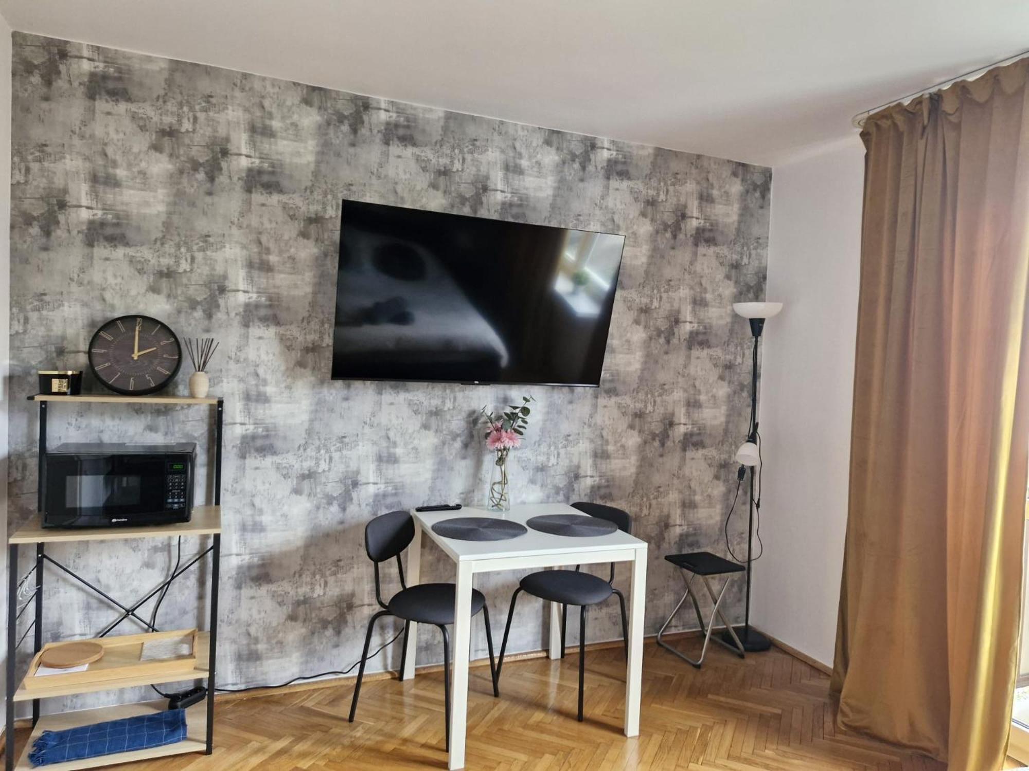 Super Central, Amazing View! 55"Smart Tv & Fast Wifi ワルシャワ エクステリア 写真